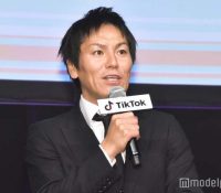 【芸能】狩野英孝、実家神社に大物芸能人が参拝 2ショットに反響続々「びっくり」「ご利益ありそう」