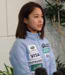 【スキージャンプ】ロングヘアをおろした高梨沙羅(28)ピタッとしたタイトなトップスから背中ちらり