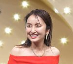 【芸能】矢田亜希子（46）『最大のぶりっ子』衣装で歌って踊った